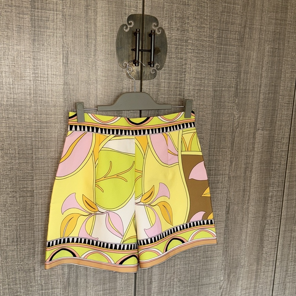 Zara Printed High‎ Waist Shorts - Picture 9 of 17